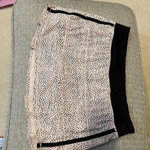 Lululemmon 12 Tall Dottie Dash pace rival skirt